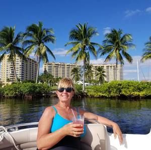 Meet your Posher, Vicki